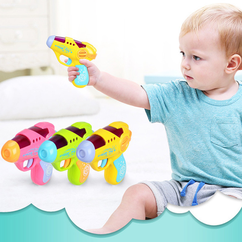 어린이를위한 새로운 뜨거운 플라스틱 장난감 총 어린이 전기 장난감 빛나는 음악 플래시 사운드 프로젝션 장난감 아기 아이 생일 선물
